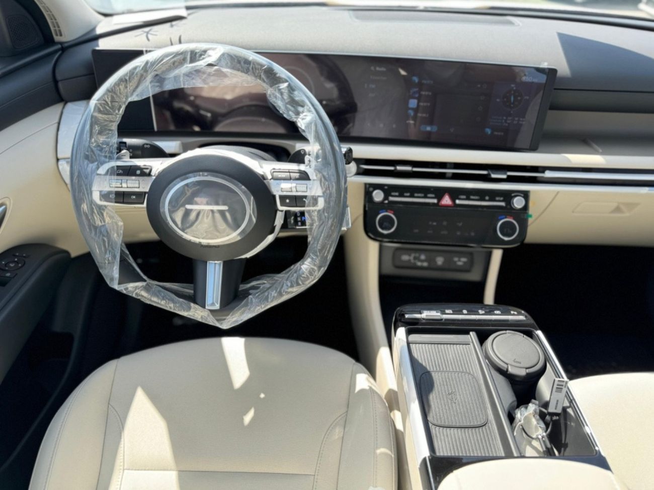 هيونداي توسون HYUNDAI TUCSON 1.6T - 2025 MODEL - WHITE COLOR