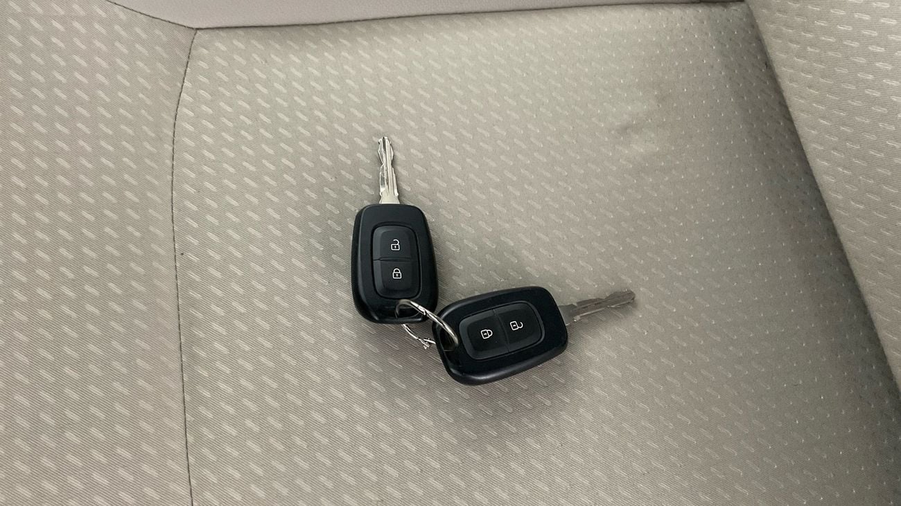 Renault Symbol PE | upto AED 20,000 Ramadan Discount | Guaranteed Warranty | 0 Down Payment