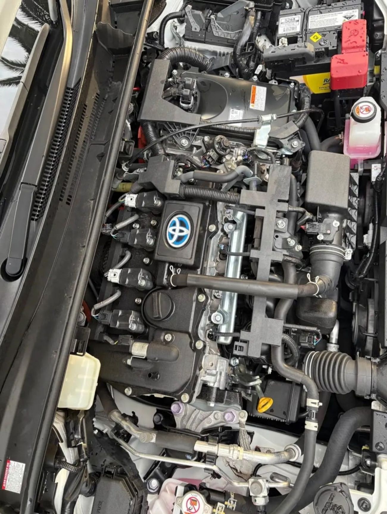 تويوتا كورولا HATCHBACK HYBRID 1.8 PETROL