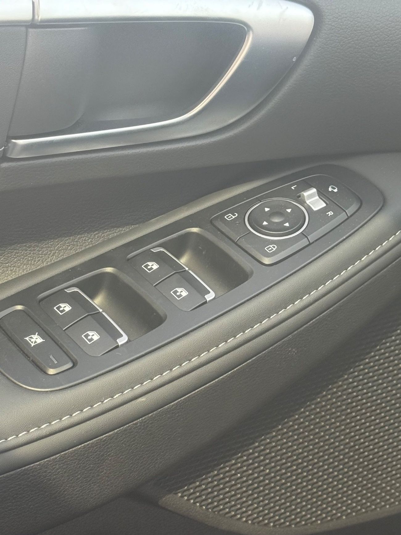 هيونداي سوناتا Hyundai sonata / Chinese / white / 0 km / petrol