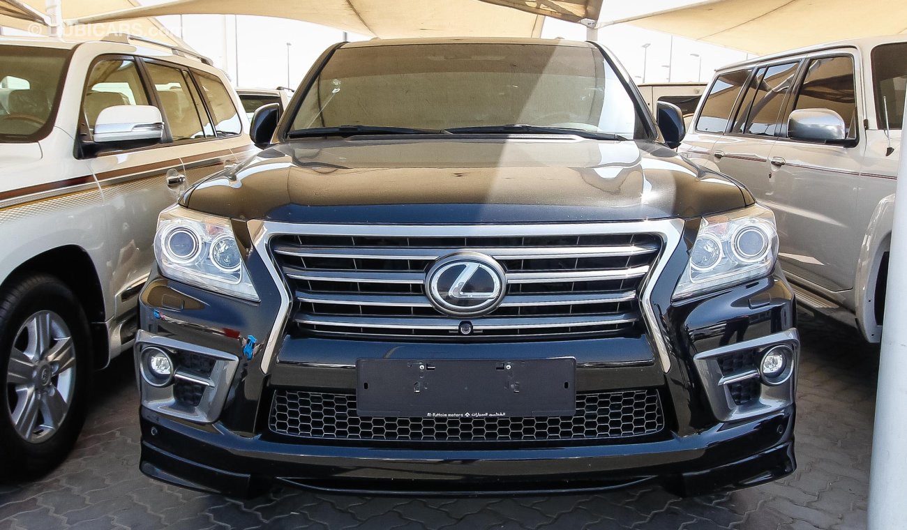 Lexus LX570