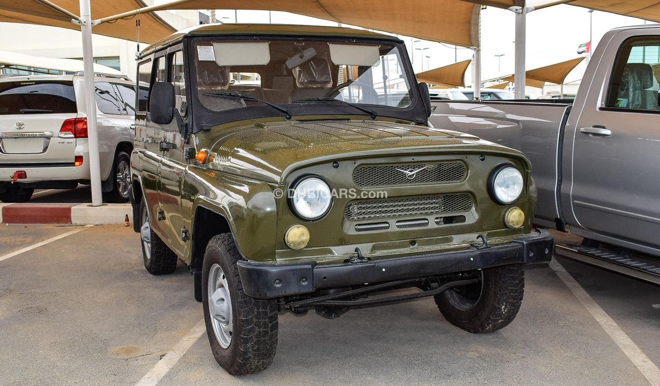 UAZ Hunter