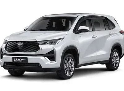 تويوتا إينوفا 2.4 NORMAL AND HYBRID AVAILABLE