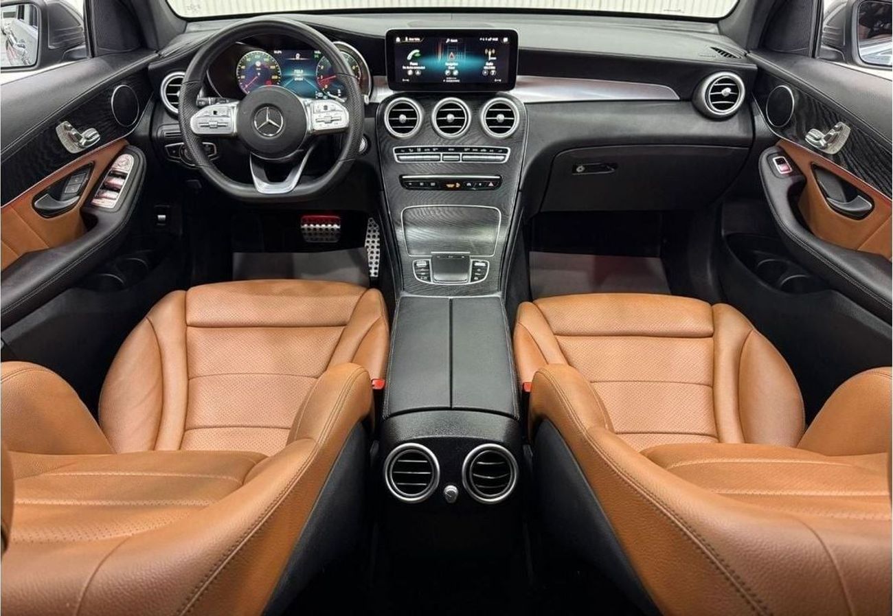 Mercedes-Benz GLC 200 Std 2.0L 2021 Mercedes Benz GLC200 AMG, 2025 Mercedes Warranty, Full Mercedes Service History, GCC