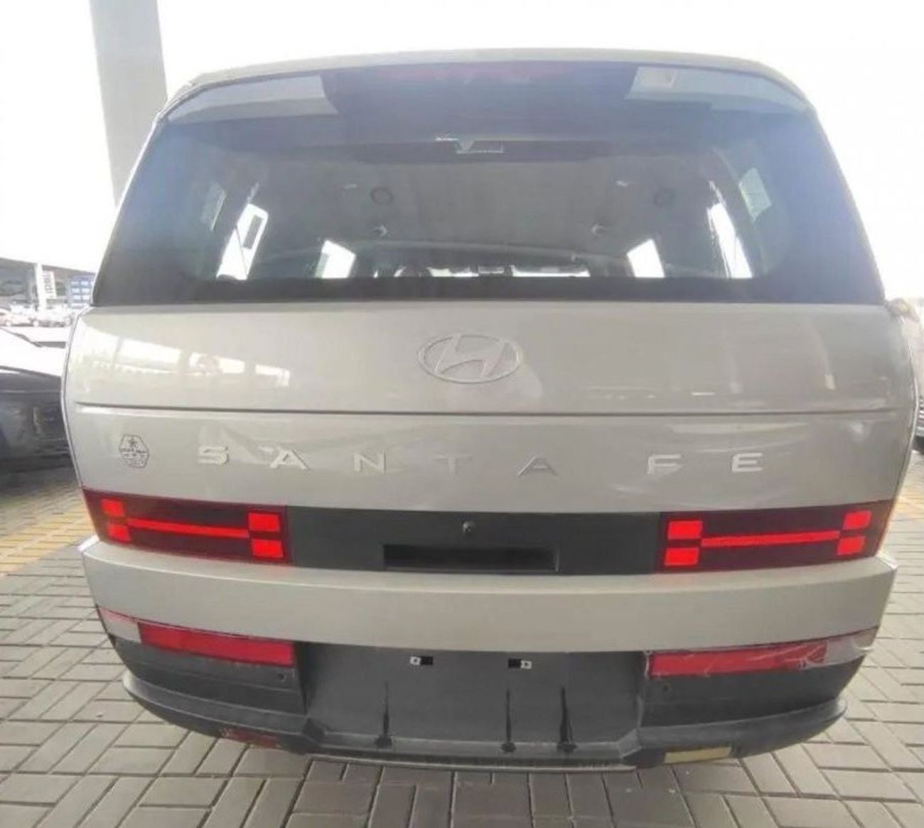Hyundai Santa Fe 2.5L PETROL 2025 GCC