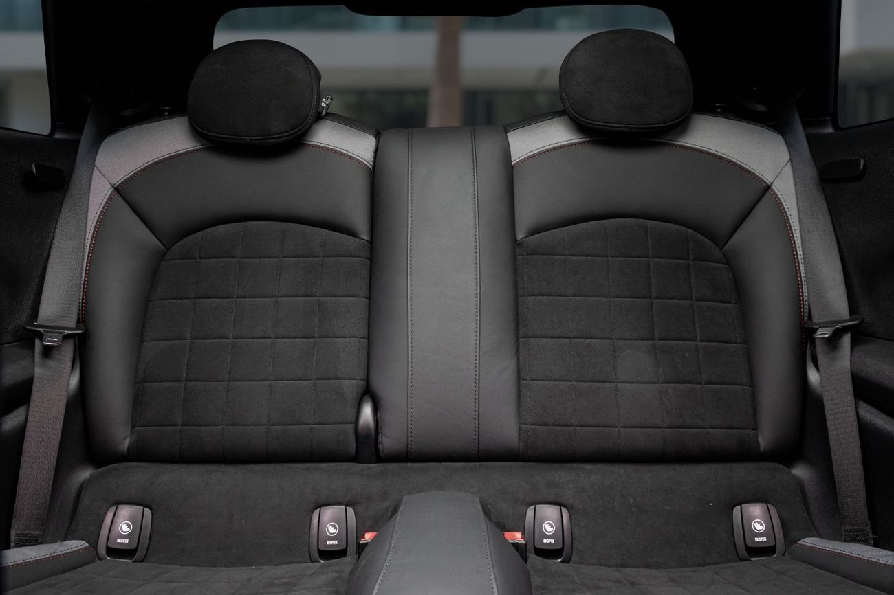 Mini John Cooper Works Cooper JCW | 1,959 P.M | 0% Downpayment | Cooper JCW Agency Service Contract!