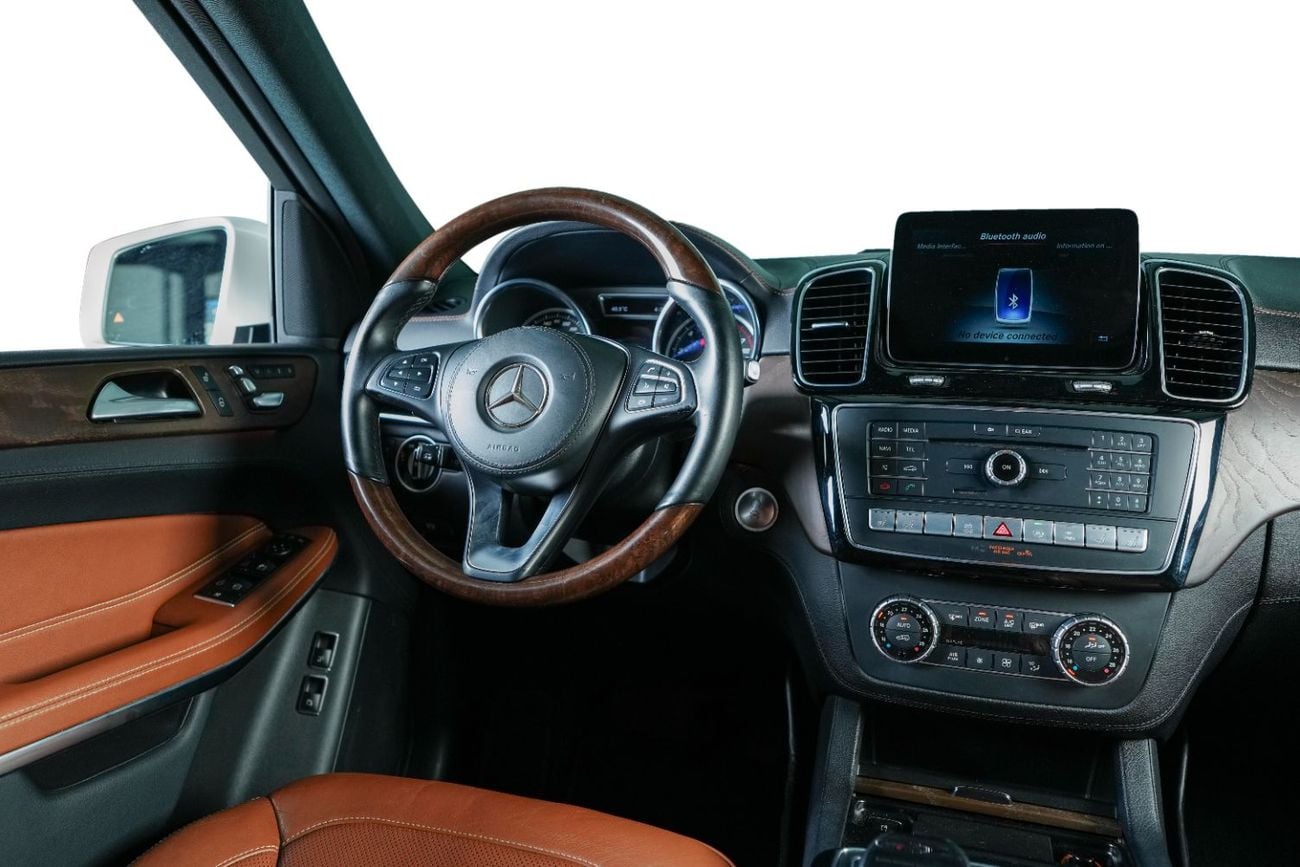 Mercedes Benz GLS500 STD