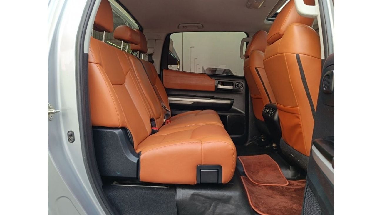 Toyota Tundra Crewmax Limited بلاتينيوم TRD