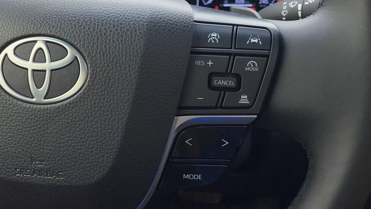 Toyota Camry GLE 2.5 | Zero Down Payment | Home Test Drive