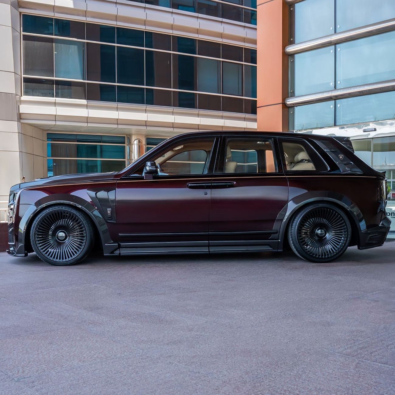 Rolls Royce Cullinan ROLLS ROYCE CULLINAN KEYVANY
