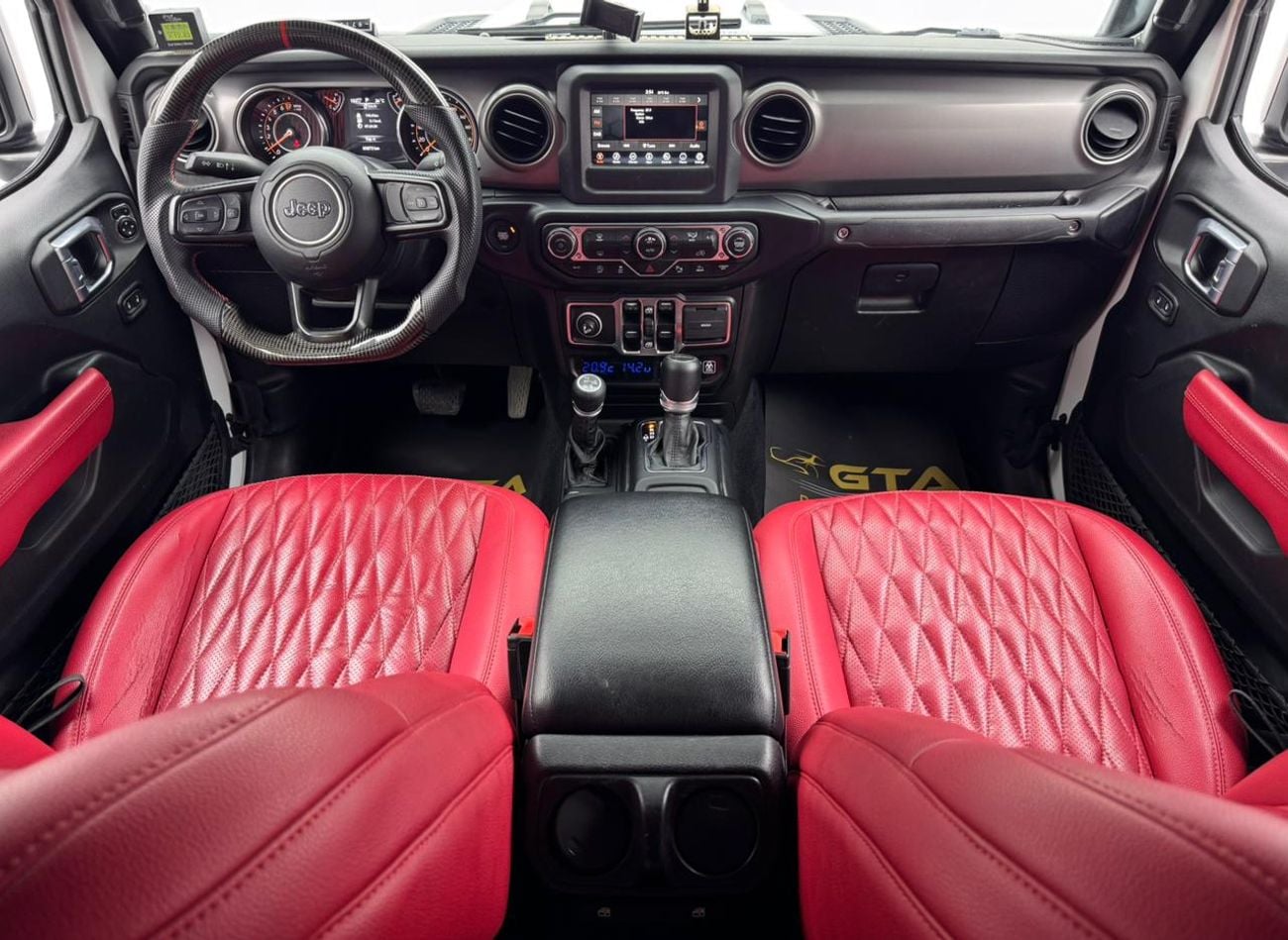 Jeep Gladiator 2021 Jeep Gladiator Sport, 2027 Jeep Warranty, Full Jeep Service History, Carbon Fiber Interior, GCC