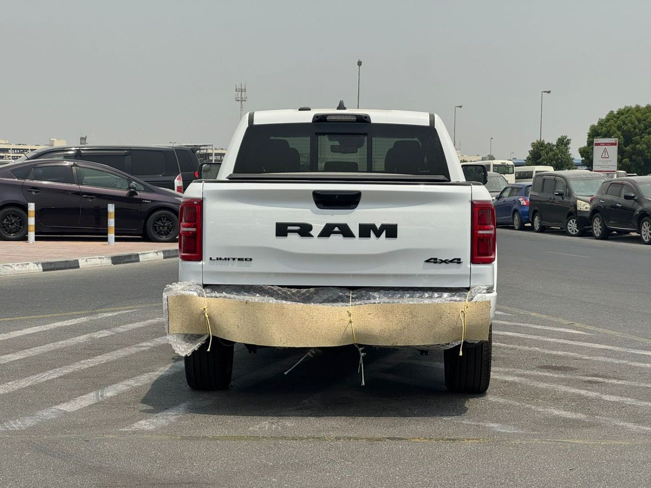 رام 1500 2025 Ram 1500 Limited Night Edition 3L Hurricane I6