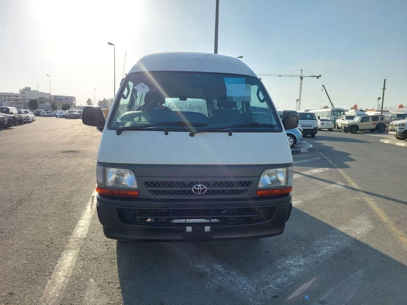 تويوتا هاياس TOYOTA HIACE VAN RHD 2004 MODEL 2.4 L PETROL MANUAL(PM13814)