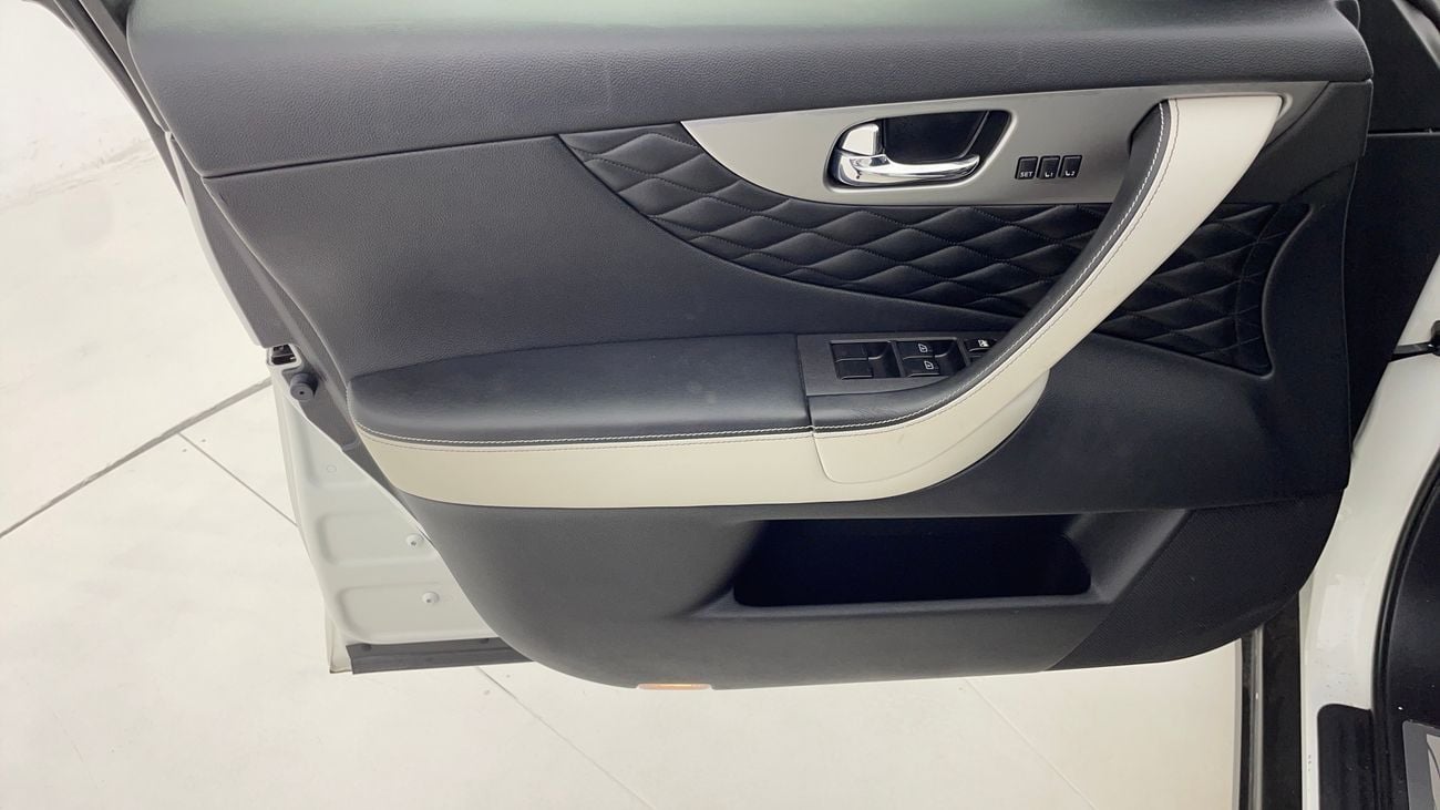 Infiniti QX70 EXCELLENCE 3.7 | Zero Down Payment | Free Home Test Drive