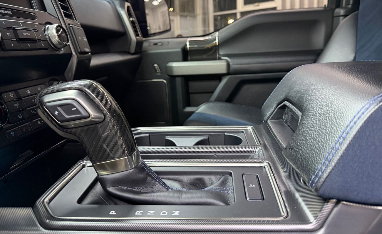 فورد إف-150 رابتور GCC .. FSH .. Warranty .. Original paint .. V6 .. Top Range