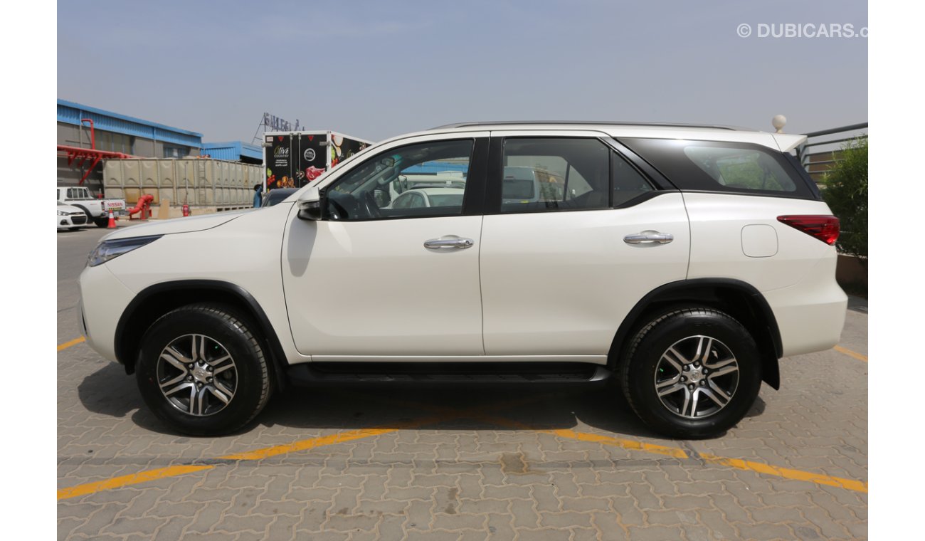 تويوتا فورتونر GXR 4.0 cc with Warranty; Alloy Wheels and Cruise Control(75425)