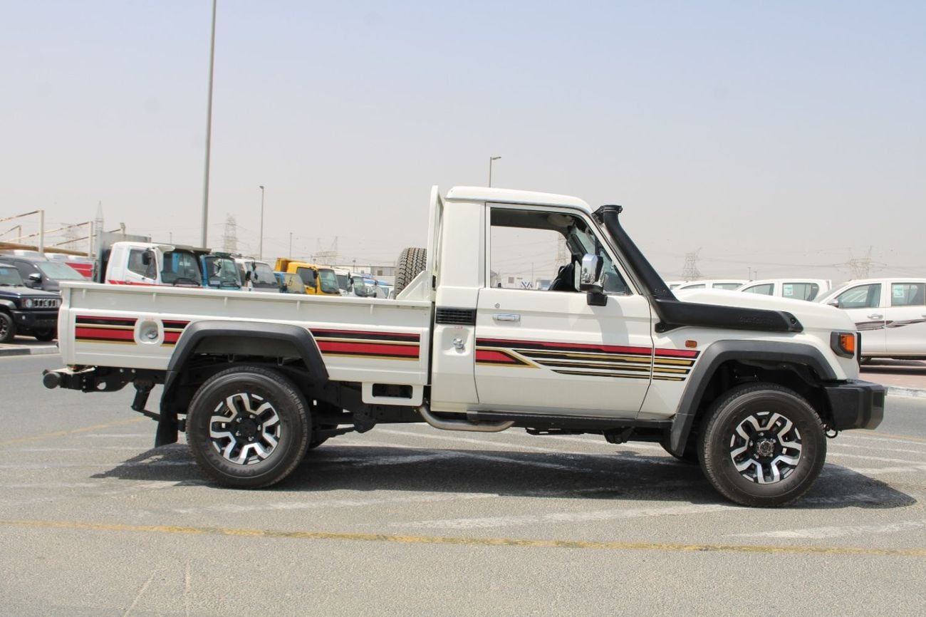 Toyota Land Cruiser Pick Up TOYOTA LANDCRUISER 79 2.8L DIESEL SINGLE CAB 4WD LX-Z - AUTO