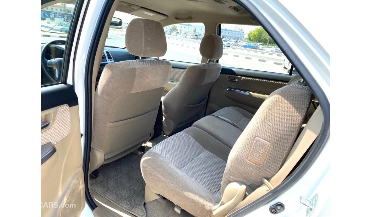 Toyota Fortuner 2014 EXR Gulf specs low mileage agency service history 4x4 drive