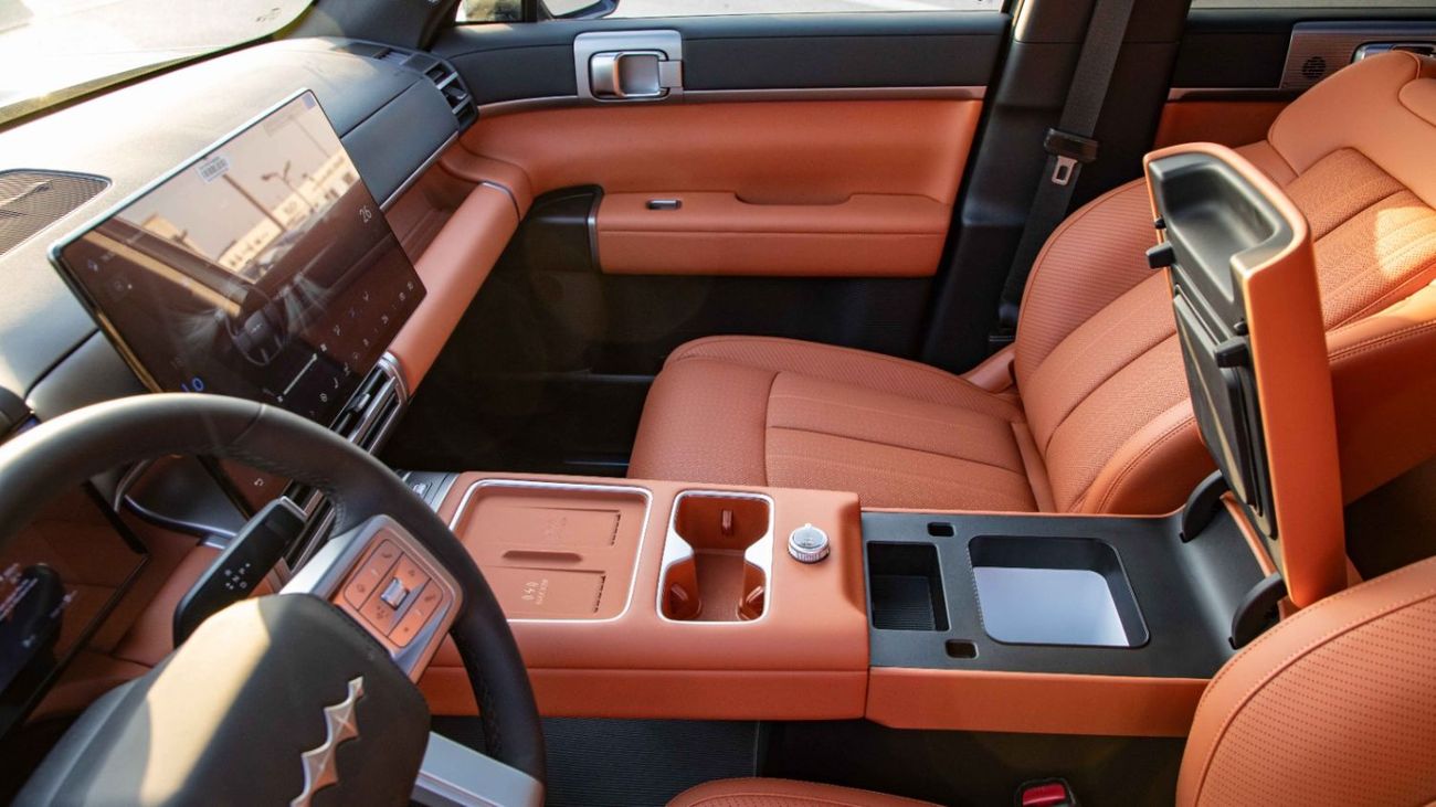 بي واي دي ليوبارد تيتانيوم 7 DM-i 190KM 4WD ULTRA EDITION | 2025 | Ready Stock Limited QTY | For Local Registration +10%