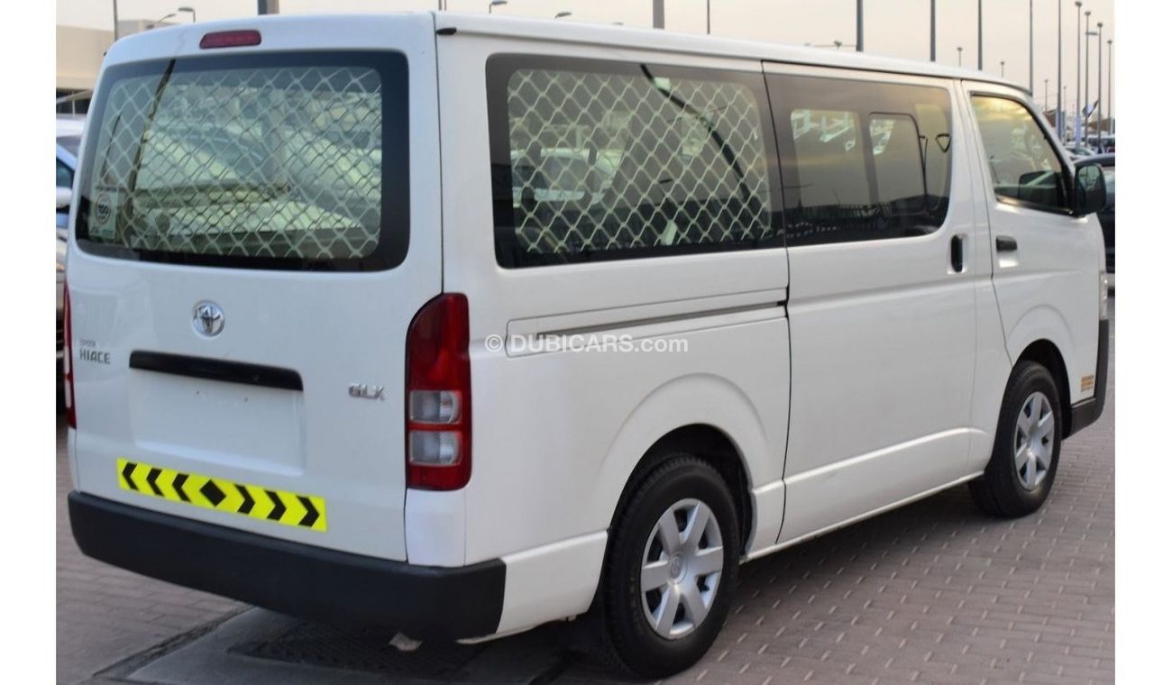 Used TOYOTA HIACE 2015 (6 SEATER)(HALF PASSENGER & HALF CARGO) 2015 for