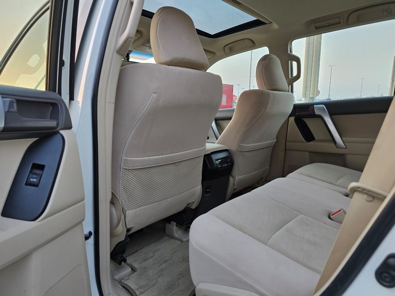 Toyota Prado GXR 4.0L 4WD TOYOTA PRADO 2023 GCC V6 ENGINE 4.0L clean car without accident without paint same like