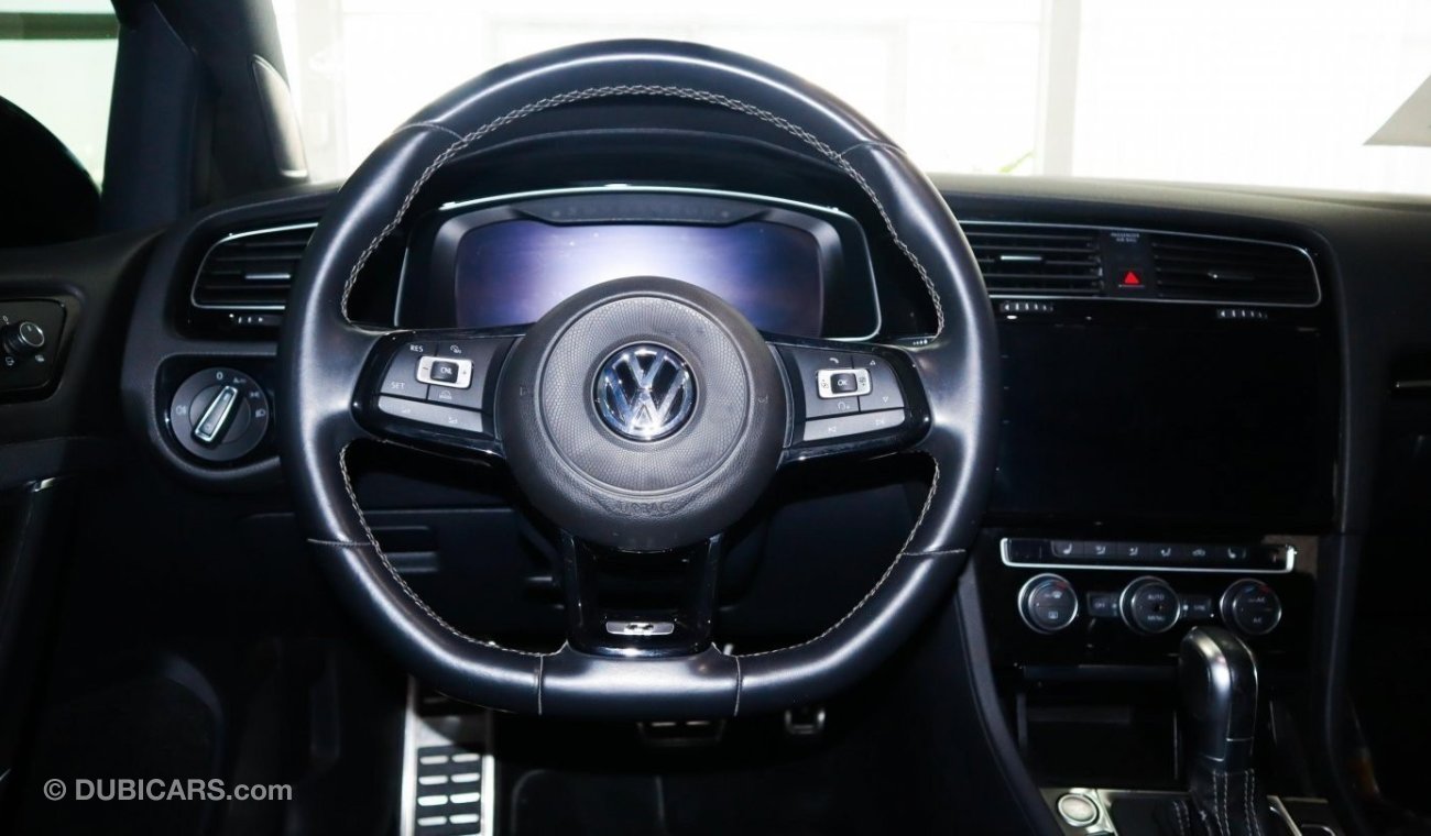 Volkswagen Golf R