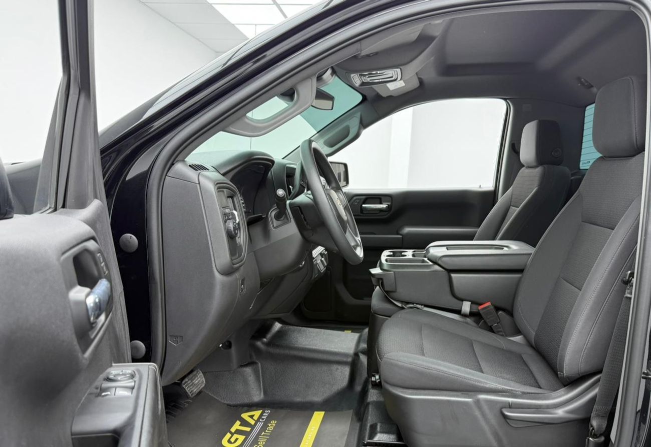 شيفروليه سيلفارادو 2022 Chevrolet Silverado 1500 LT, 1 Year Unlimited Km Warranty, Full Service History , GCC