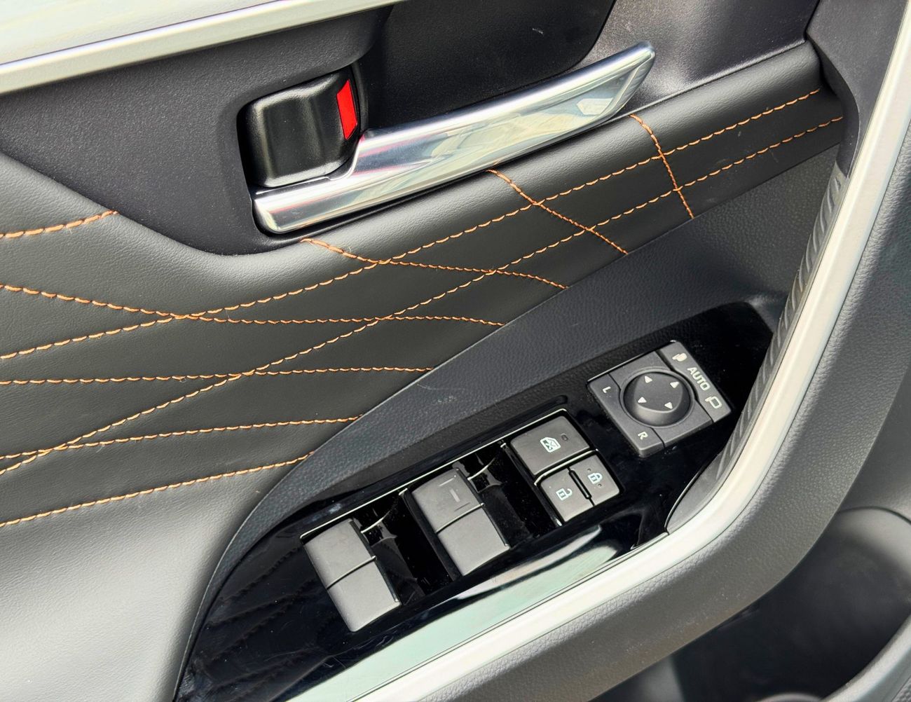 Toyota RAV4 ELITE | 2.5L HYBRID | 360* WITH PANORAMIC ROOF | FULL OPTION (CODE # 69049)