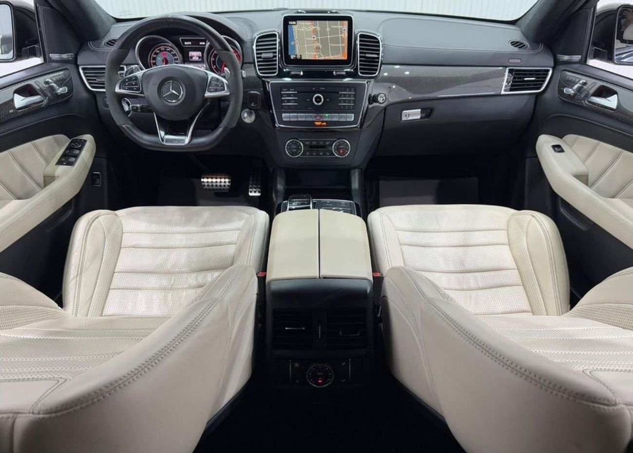 مرسيدس بنز GLE 63 S AMG كوبيه 2016 Mercedes Benz GLE63 S AMG Coupe, Full Mercedes (EMC) Service History, Excellent Condition, GCC