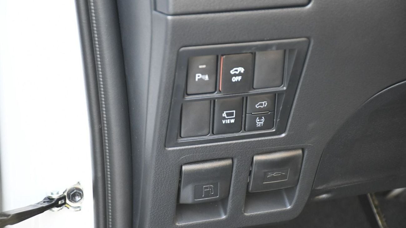 Toyota Fortuner VXR 4.0L (278 HP) VXR V6 4.0L Petrol Full Option 2025YM