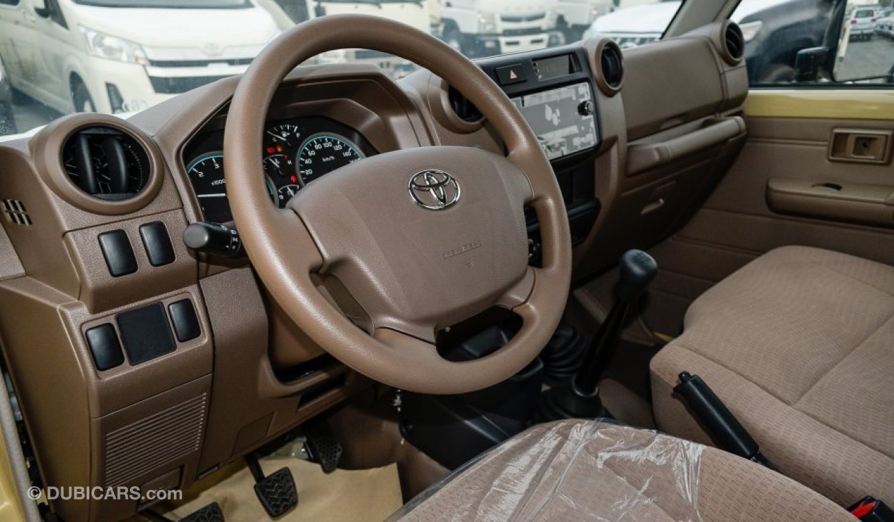 Toyota Land Cruiser Pick Up 4.2L 6 cylinder Diesel M/T - SINGLE CAB - 4WD - DIFF LOCK - Power locks - Power windows