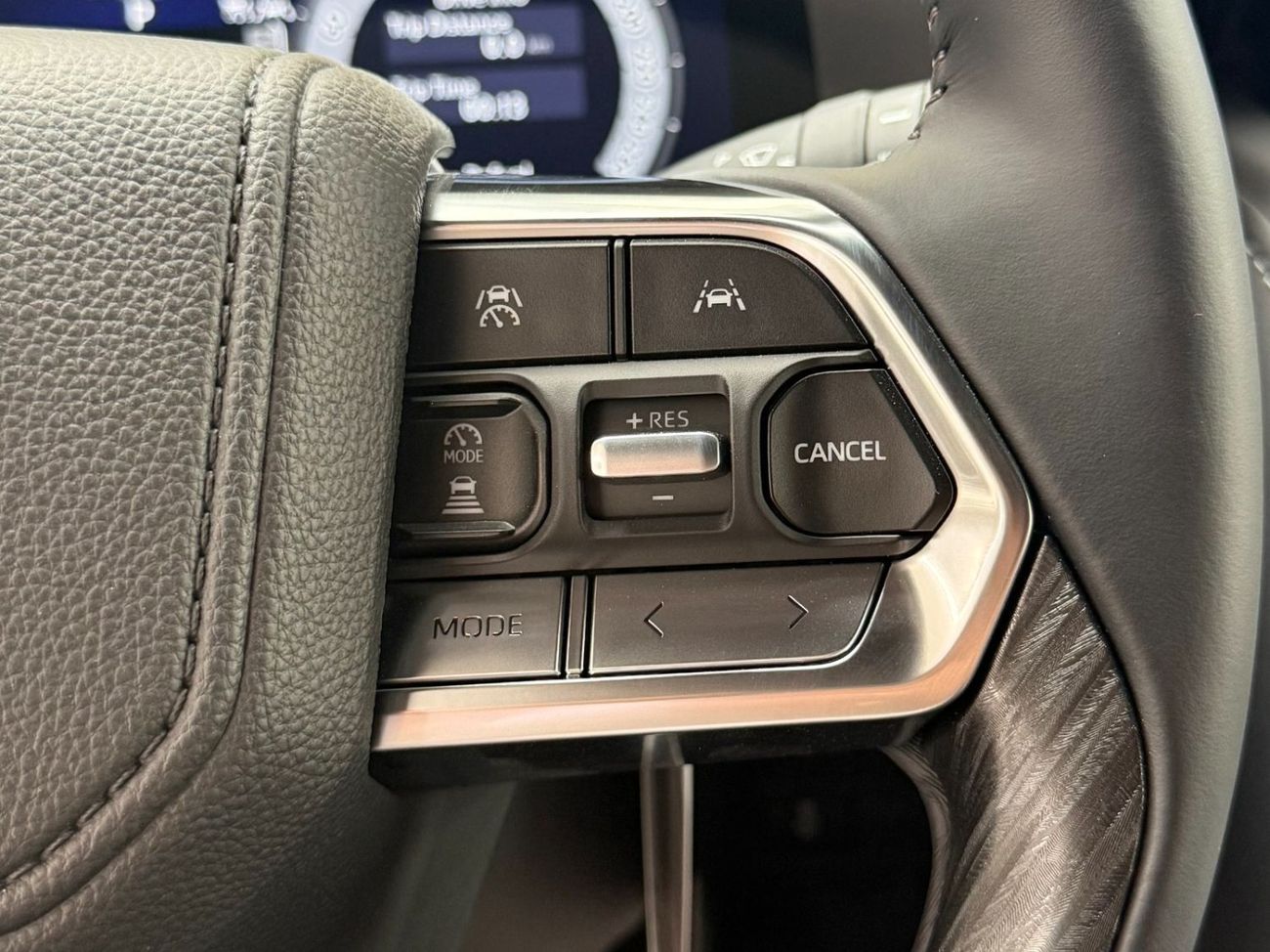 Toyota Land Cruiser 2026 LAND CRUISER VXR 3,3 TWINTURBO DIESEL  FULLY LOADED  **التصدير فقط خارج الخليج**EXPORT ONLY**