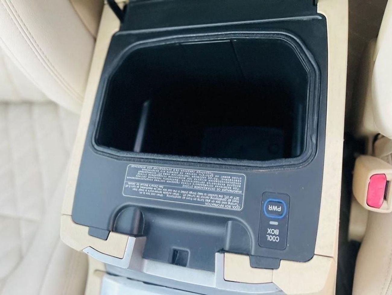 Toyota Land Cruiser Toyota landcuriser GXR V8 2016 full option Top the Range