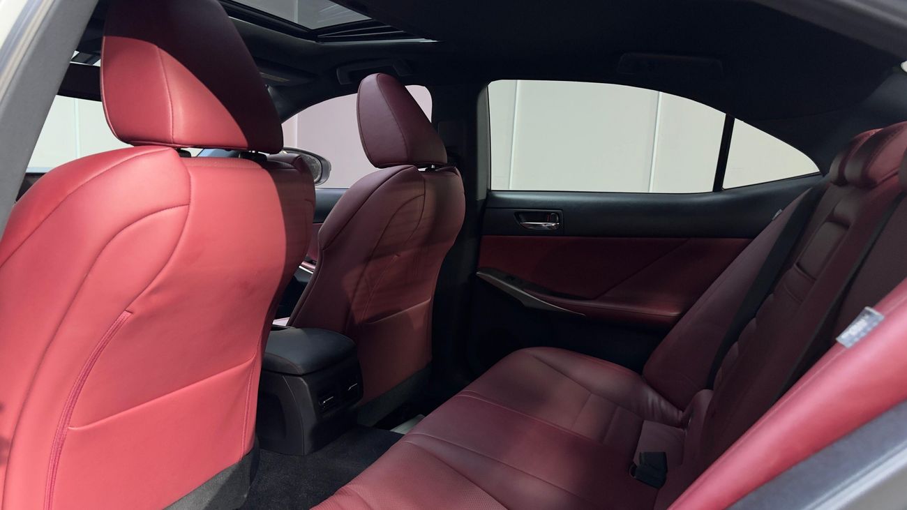 لكزس IS 250 F sport