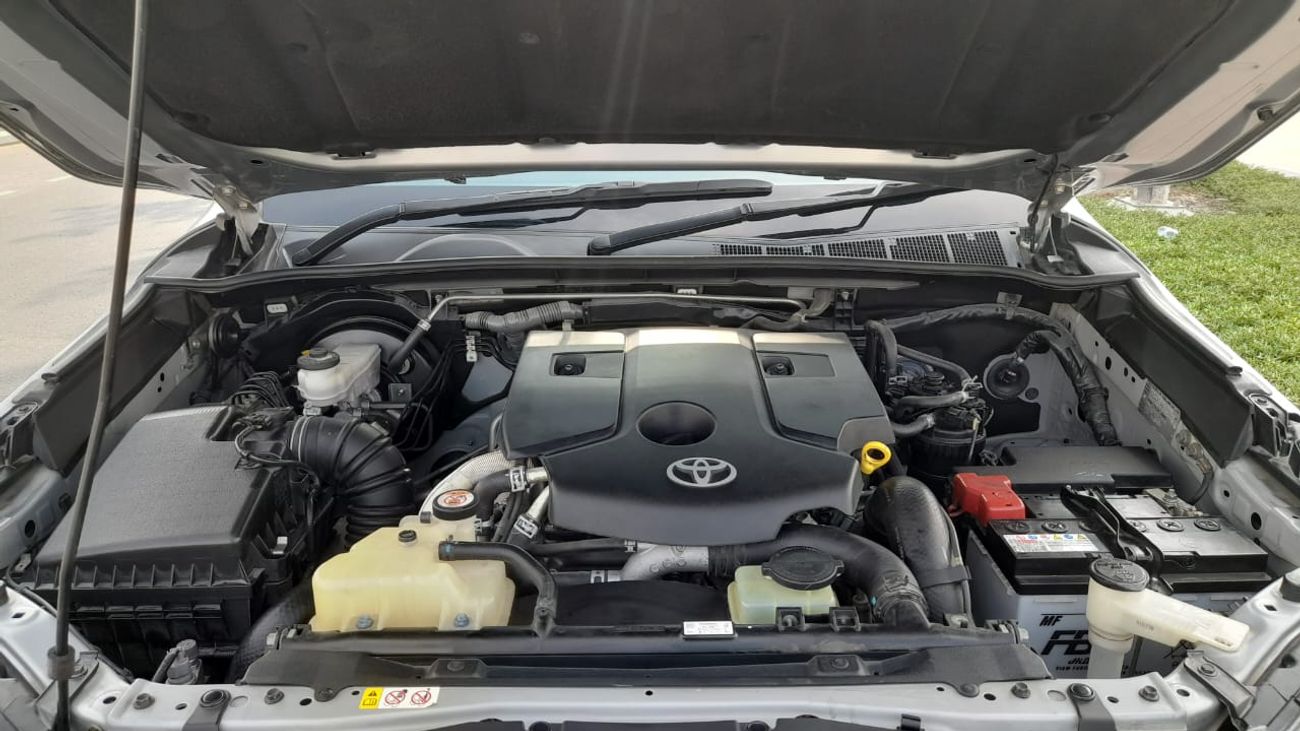 تويوتا هيلوكس DIESEL RHD