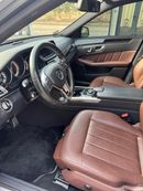 Mercedes-Benz E300 E class 300 GCC from gargash original paint no accident