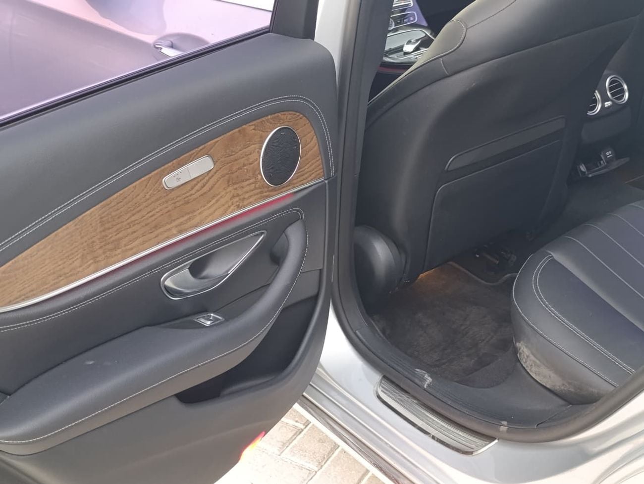 مرسيدس بنز E300 AMG