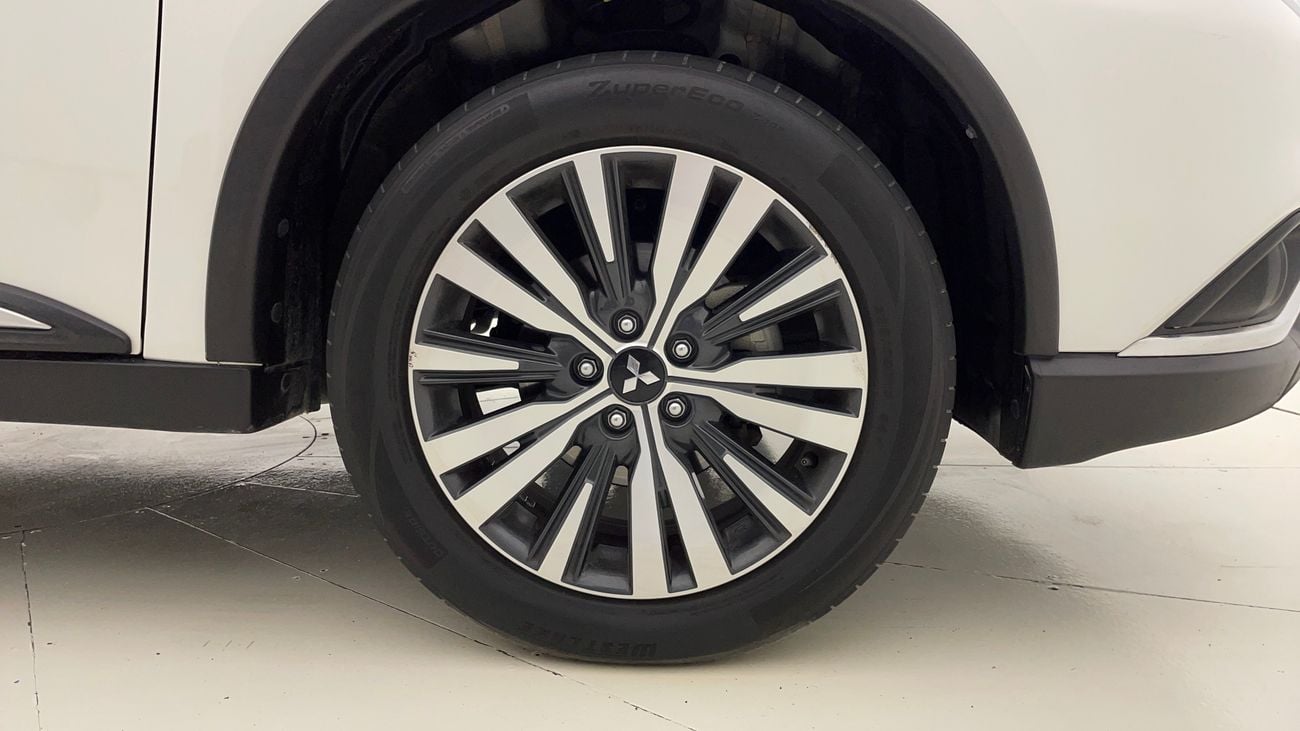 Mitsubishi Outlander GLX MID LINE 2.4 | Zero Down Payment | Home Test Drive