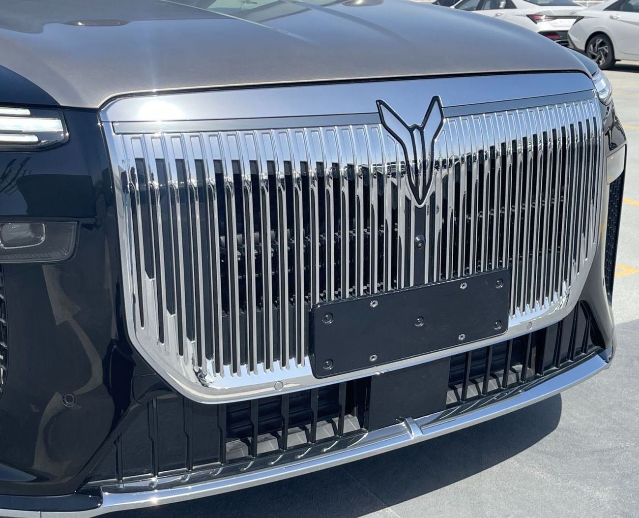Voyah Taishan 1.5L- 4CYL HYBRID.ELECTRIC RANGE 370 AND COM.RANGE 1,400KM
