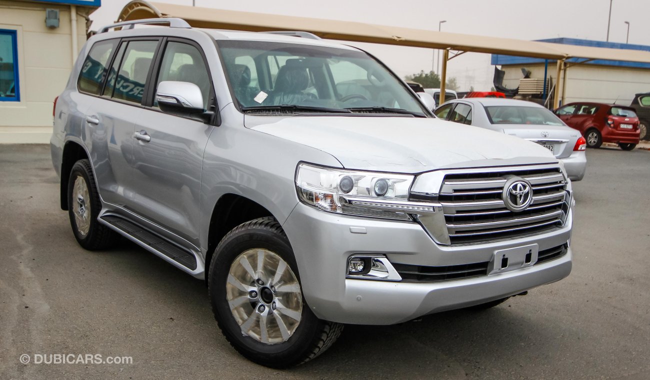 Toyota Land Cruiser GXR V8