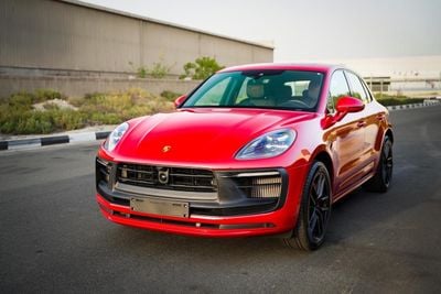 بورش ماكان GTS 2024 - WARRANTY AL NABODHA - FULL SERVICE HISTORY - SAME AS 0 KILOMETER - NO PAINT NO ACCIDENT