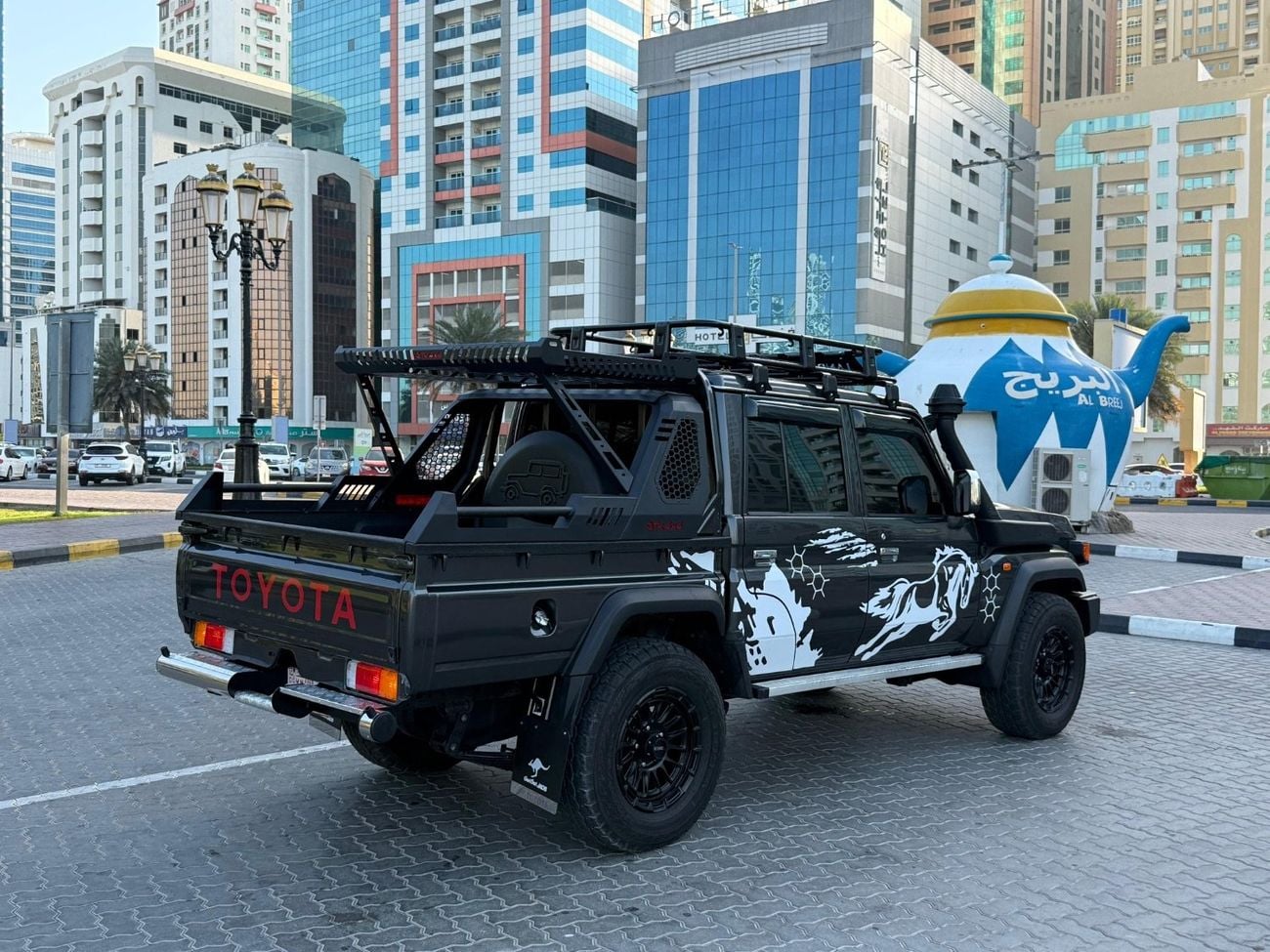 تويوتا لاند كروزر V8 GXL with Upgraded Shape