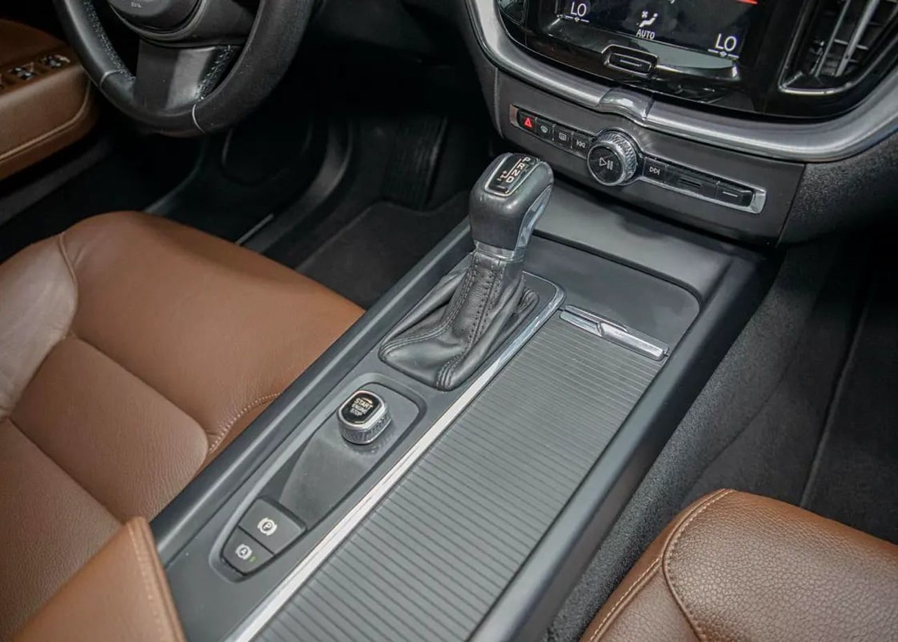 Volvo XC60 T5 Momentum 2.0L AWD