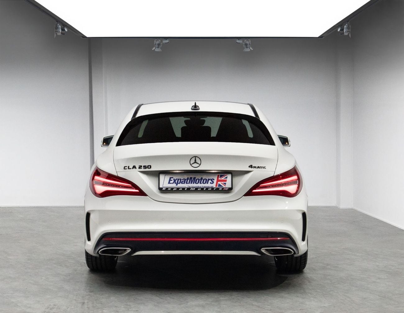 Mercedes Benz CLA250