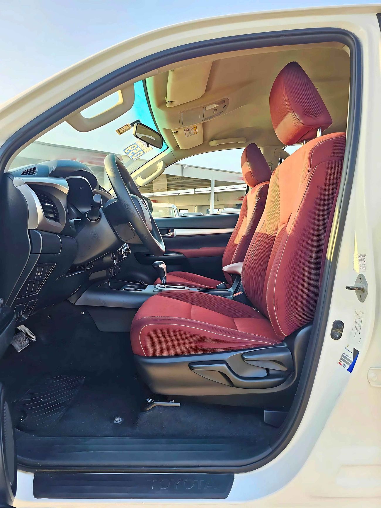 Toyota Hilux PATROL/ AUTO/ POWER WINDOW/ WIDE BODY/ EXPORT ONLY/ LOT# 99985