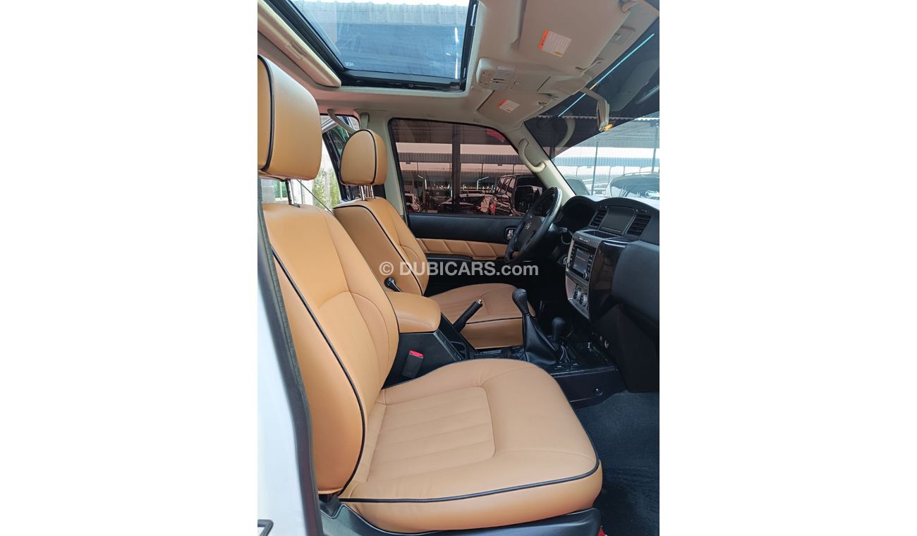 Nissan Patrol Super Safari