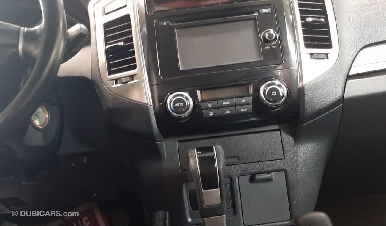 Mitsubishi Pajero PETROL V6 3.5L LEFT HAND DRIVE