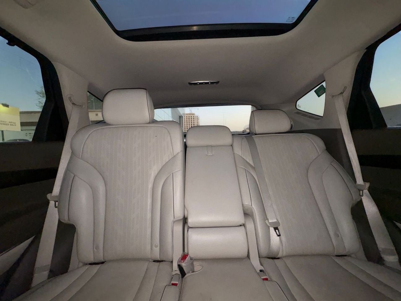 Genesis GV80 Prestige 2.5L RWD AED 1,590 P.M | 0% DOWN PAYMENT | GENESIS GV80 BASE | 2.5T I4 RWD | 2021