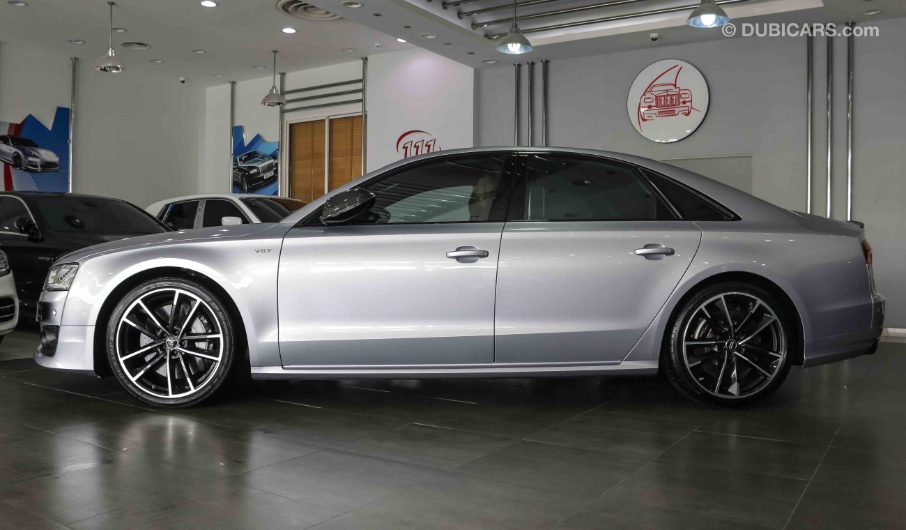 أودي S8 Quattro V8T