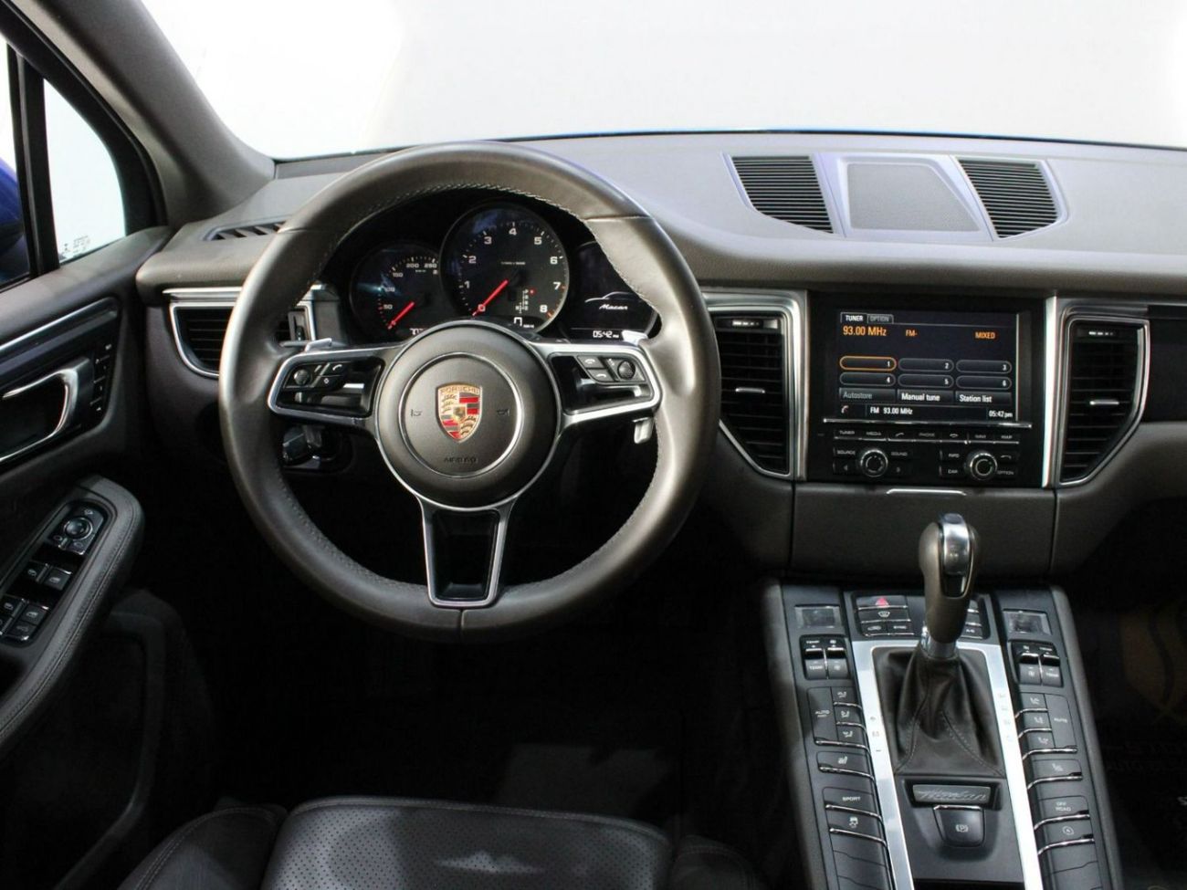 Porsche Macan - STANDARD | V4